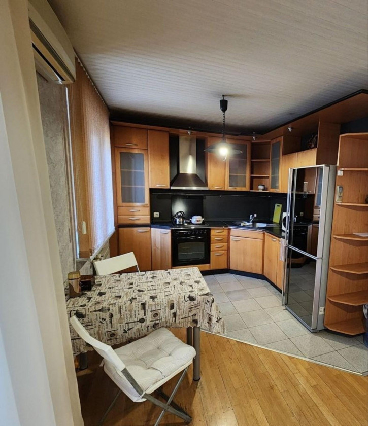 2-комн квартира Тихвинская улица, 24