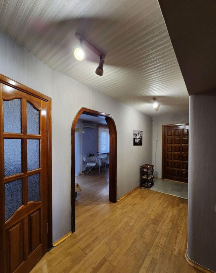 2-комн квартира Тихвинская улица, 24