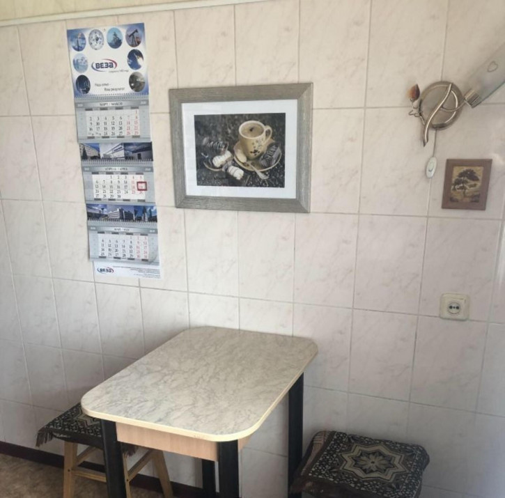 2-комн квартира Победы улица, 75