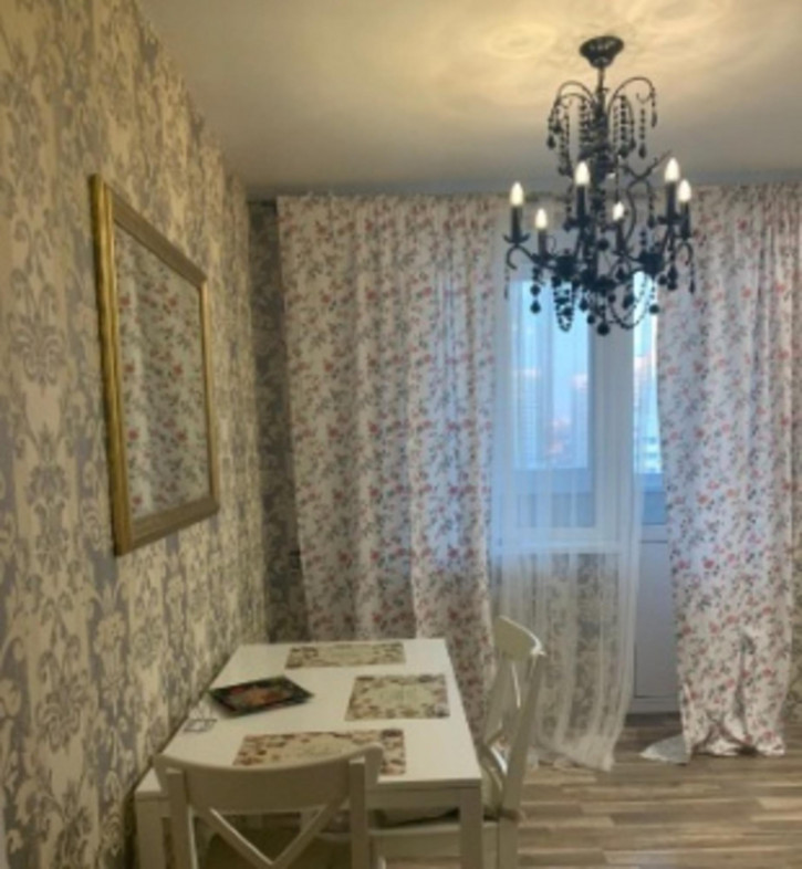 1-комн квартира Революционная улица, 5