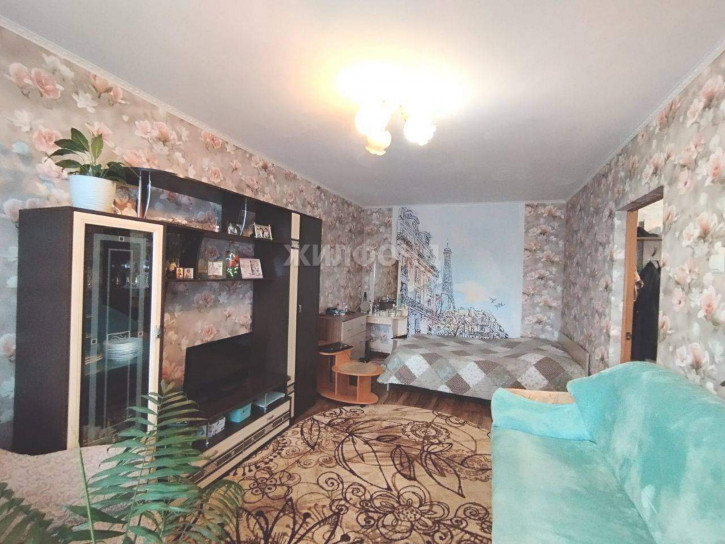 2-комн квартира 8 Марта улица, д.1а