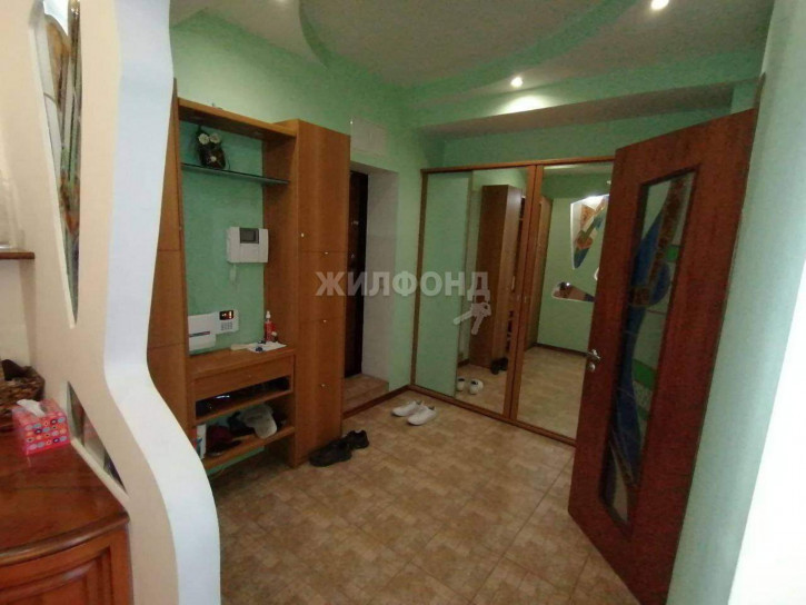 3-комн квартира Строителей проспект, д.45