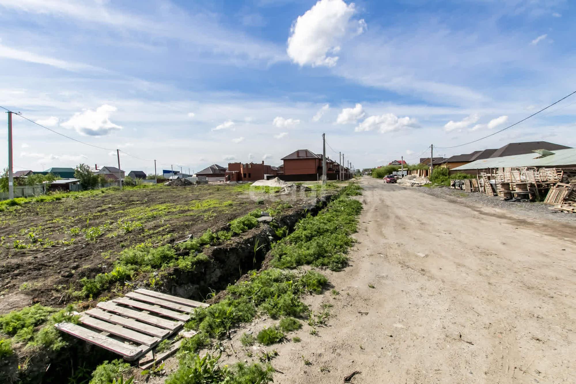 Купить землю, земельный участок за 7 200 000 рублей на Футбольный пр.,