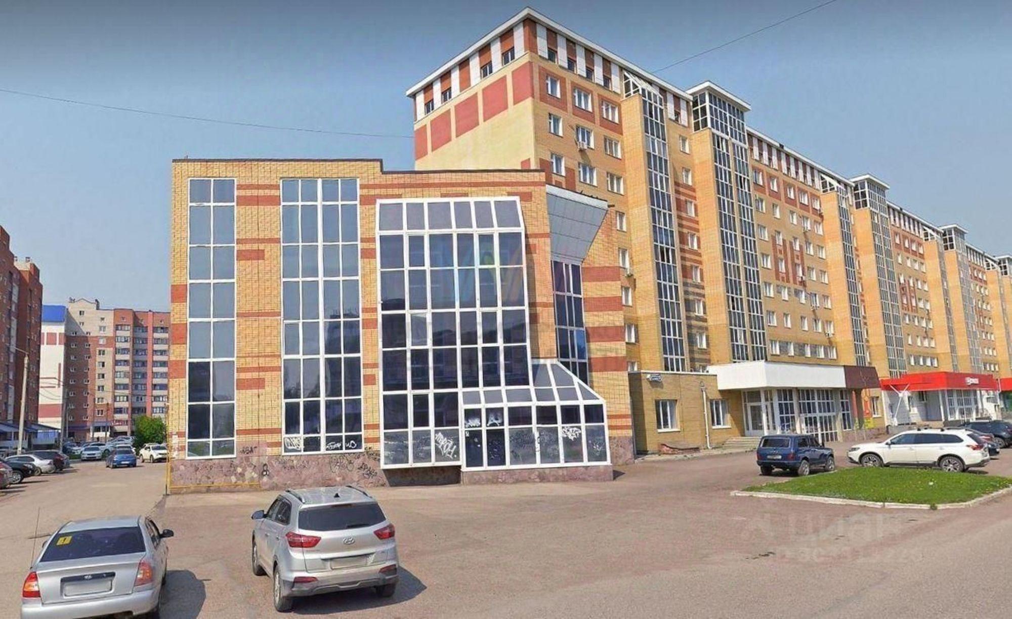 Сдать офис, помещение под офис за 240 000 рублей на Лазурная улица, 13