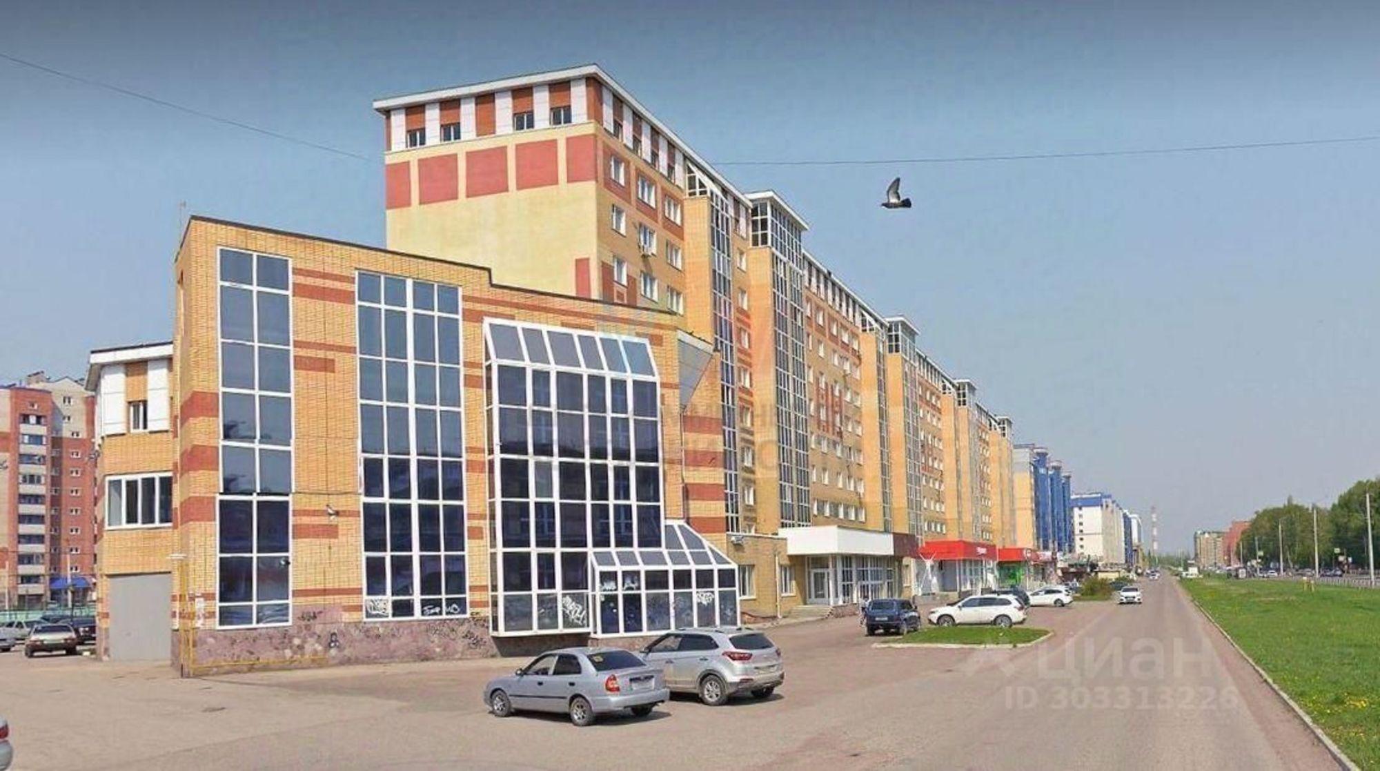 Сдать офис, помещение под офис за 240 000 рублей на Лазурная улица, 13