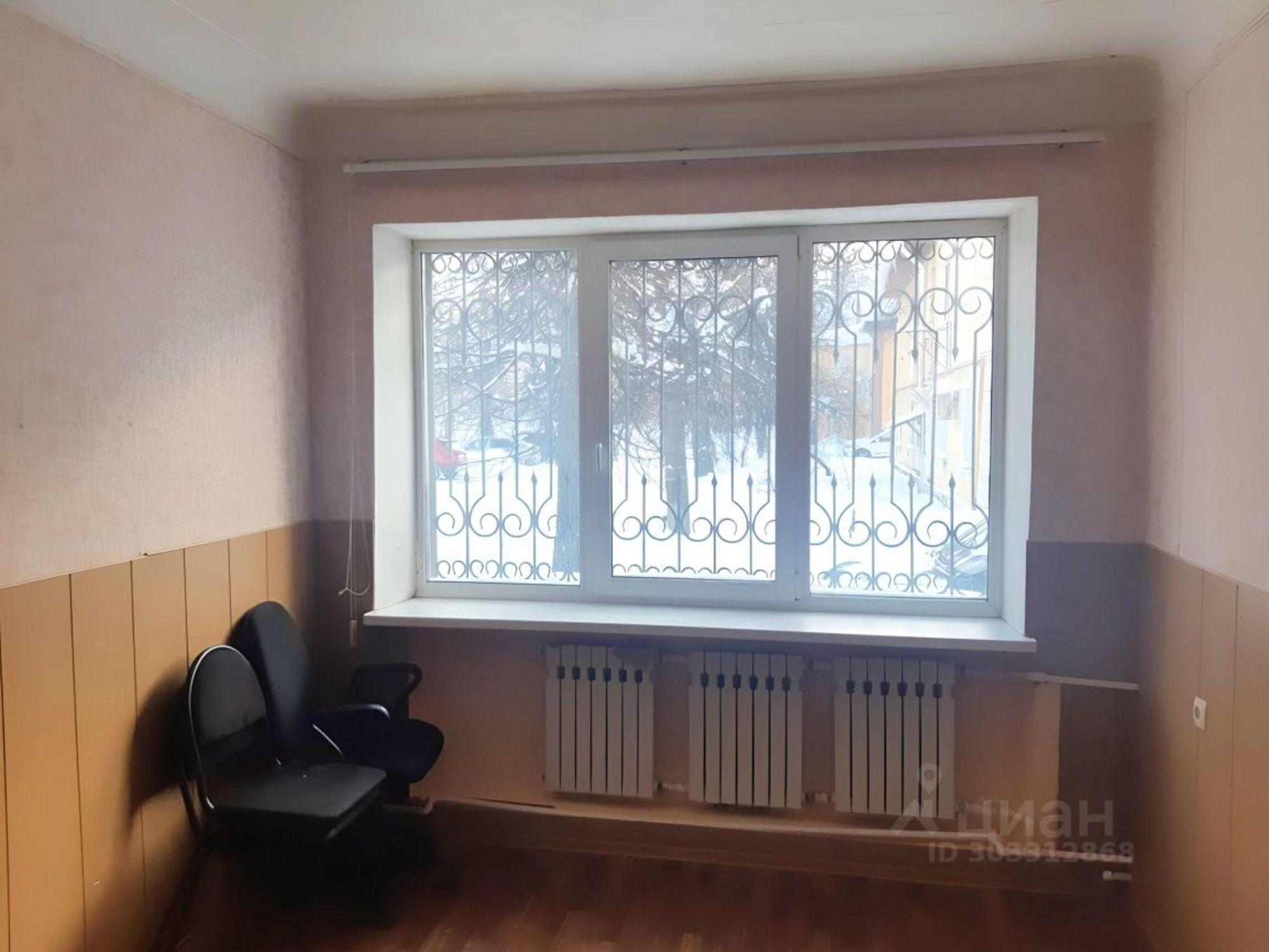 Сдать офис, помещение под офис за 8 667 рублей на проспект Ленина, 25