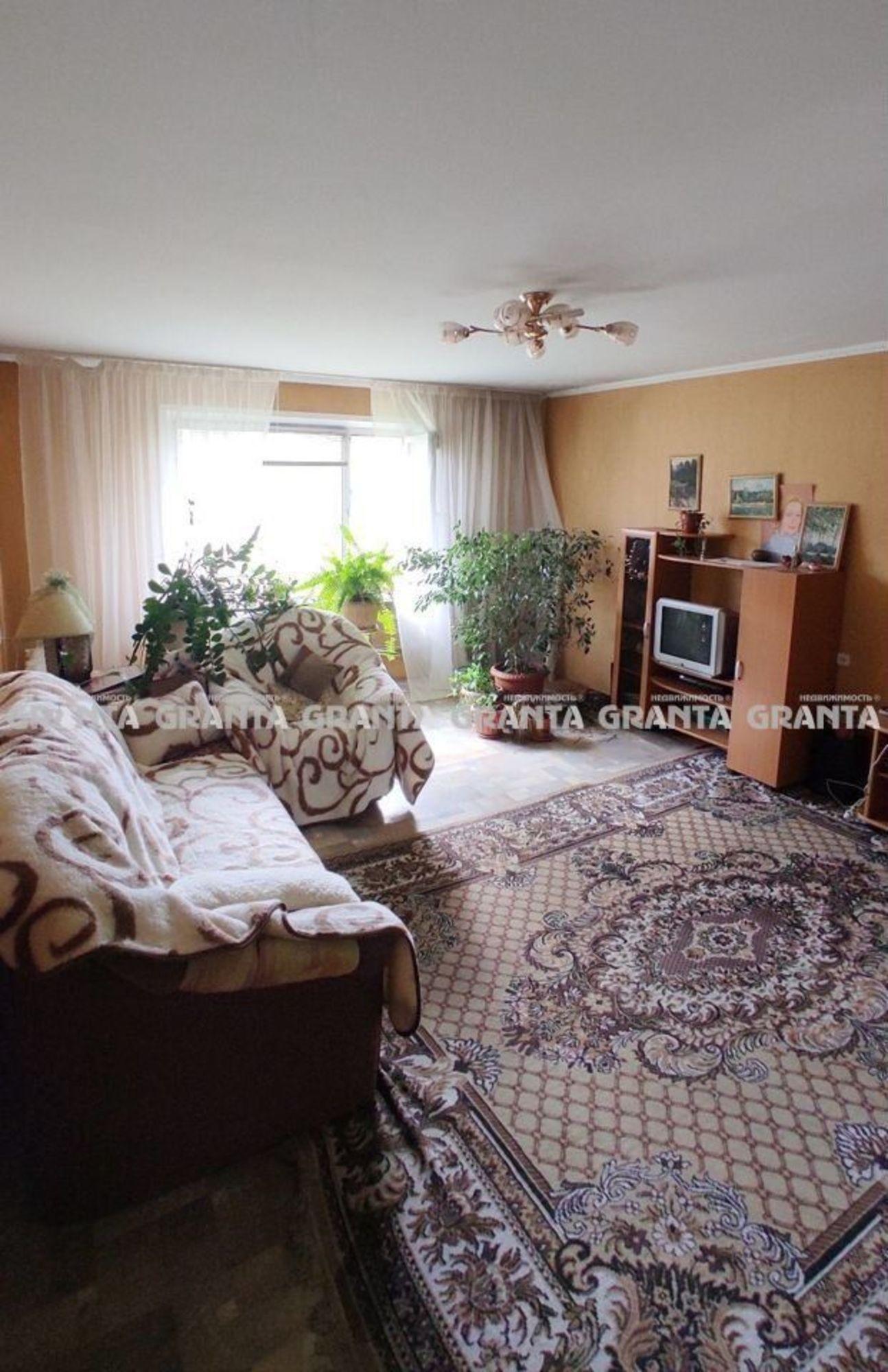 Купить квартиру за 8 999 000 рублей на ул Петра Словцова, 13