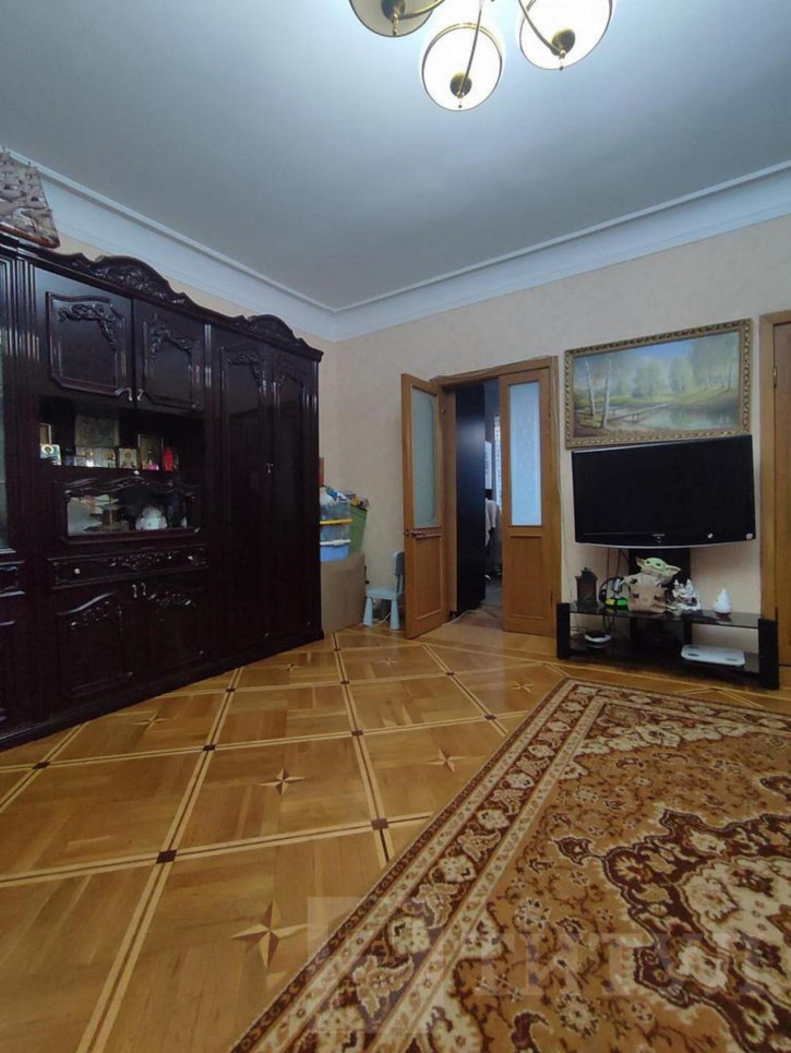3-комн квартира Орджоникидзе