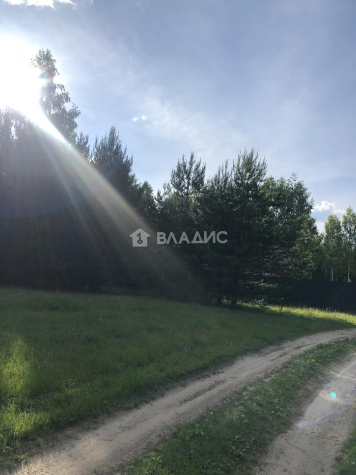 Земельный участок