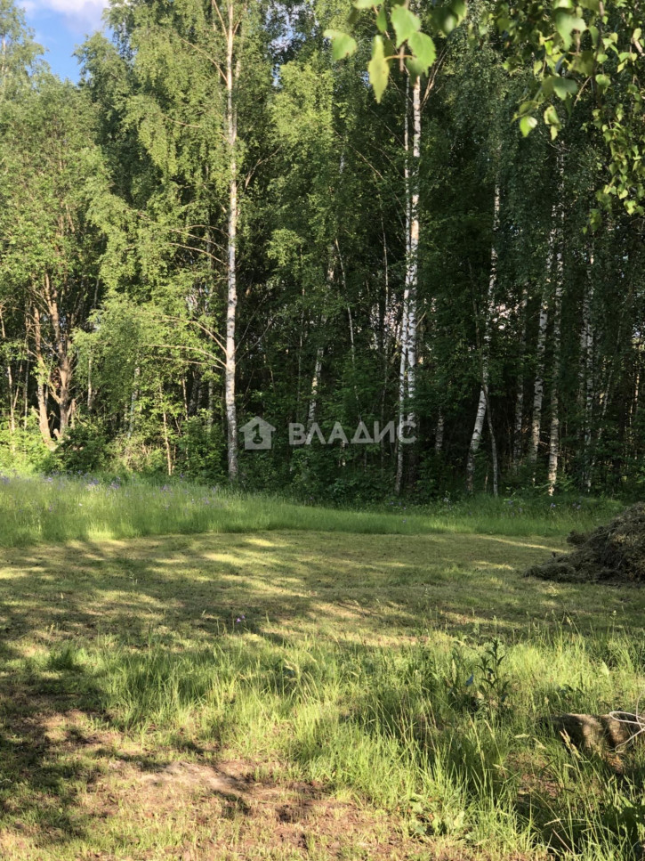 Земельный участок