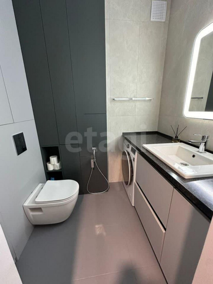 3-комн квартира улица Развития, 10