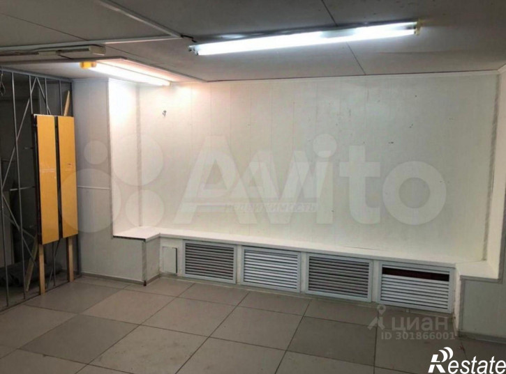 Торговое помещение Кронштадтская улица, 32,  д. 32