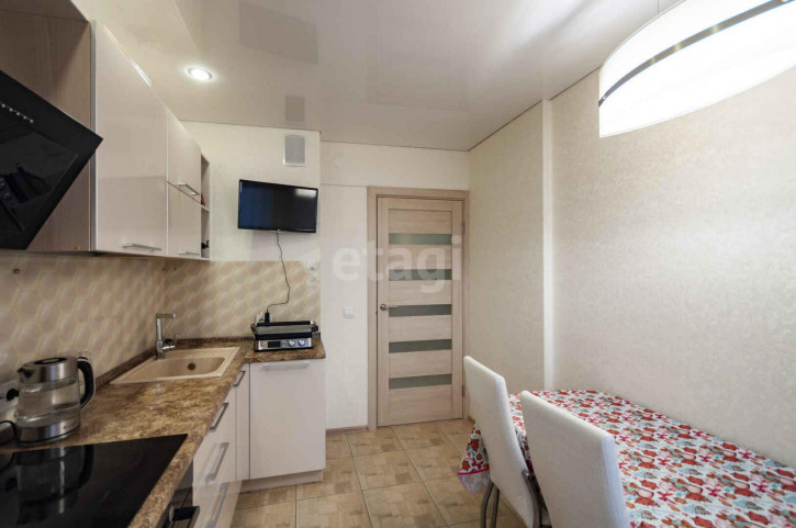 1-комн квартира Кривоусова, 18г