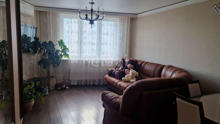 1-комн квартира Краснолесья, 30