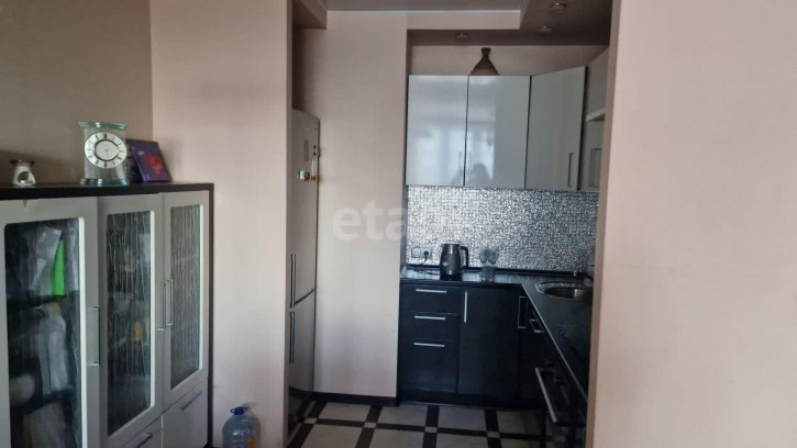 1-комн квартира Краснолесья, 30