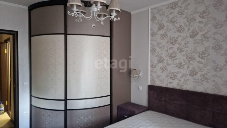 1-комн квартира Краснолесья, 30