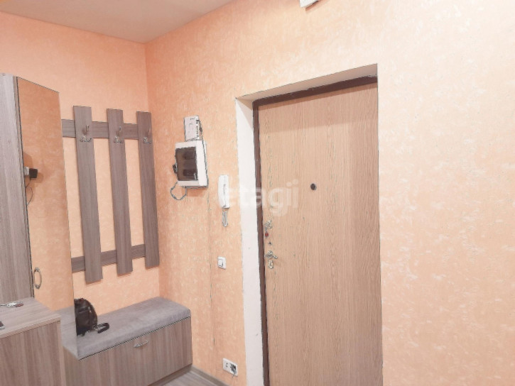 1-комн квартира Газовиков, 49