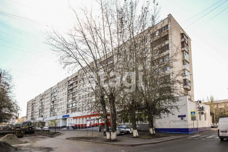 2-комн квартира Республики, 94
