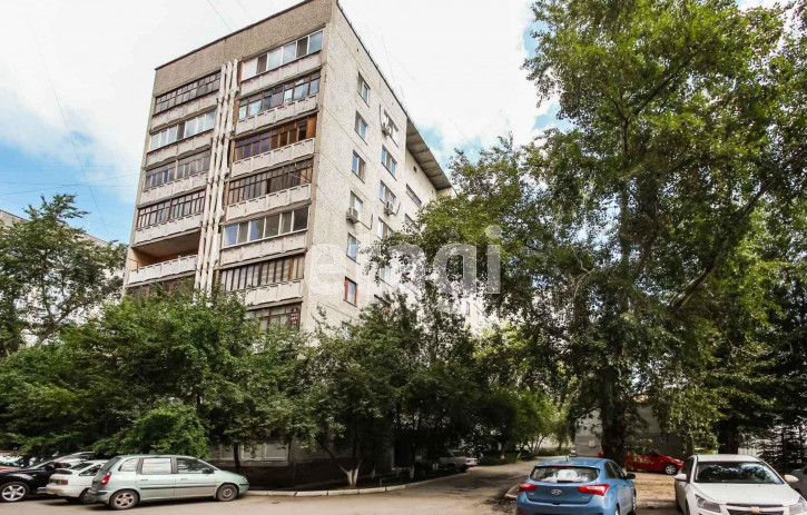 3-комн квартира Елизарова, 49