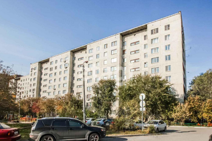 3-комн квартира Елизарова, 49