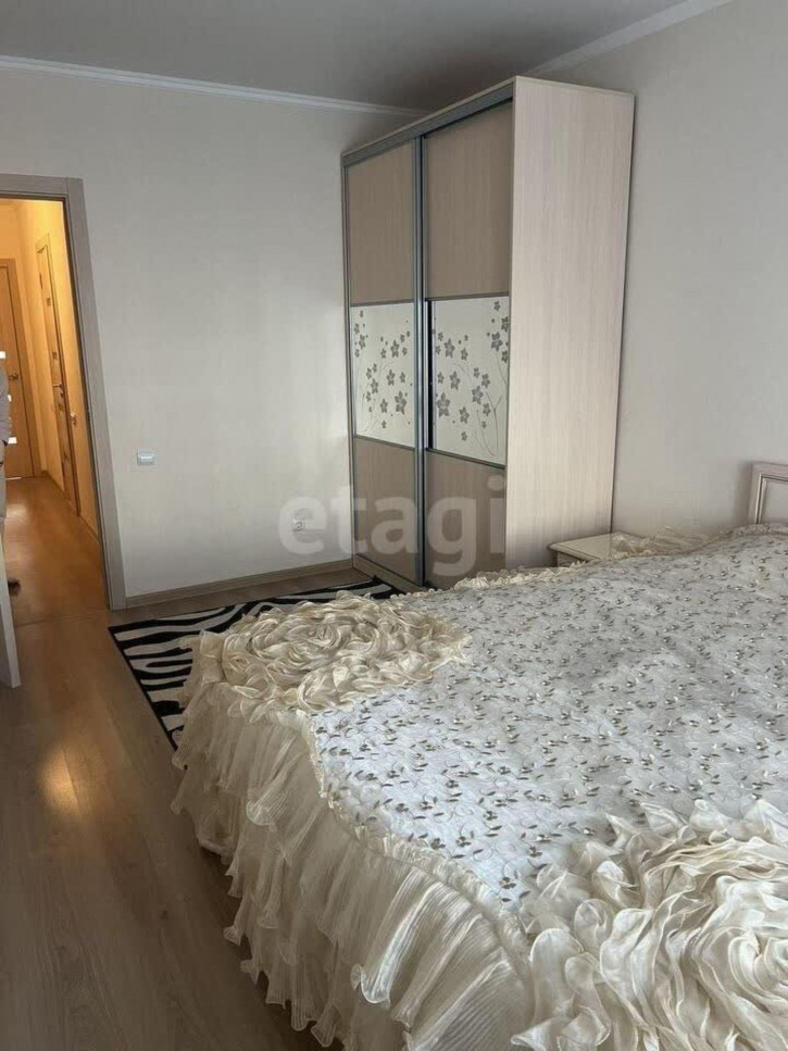 3-комн квартира Ледниковый пр., 2