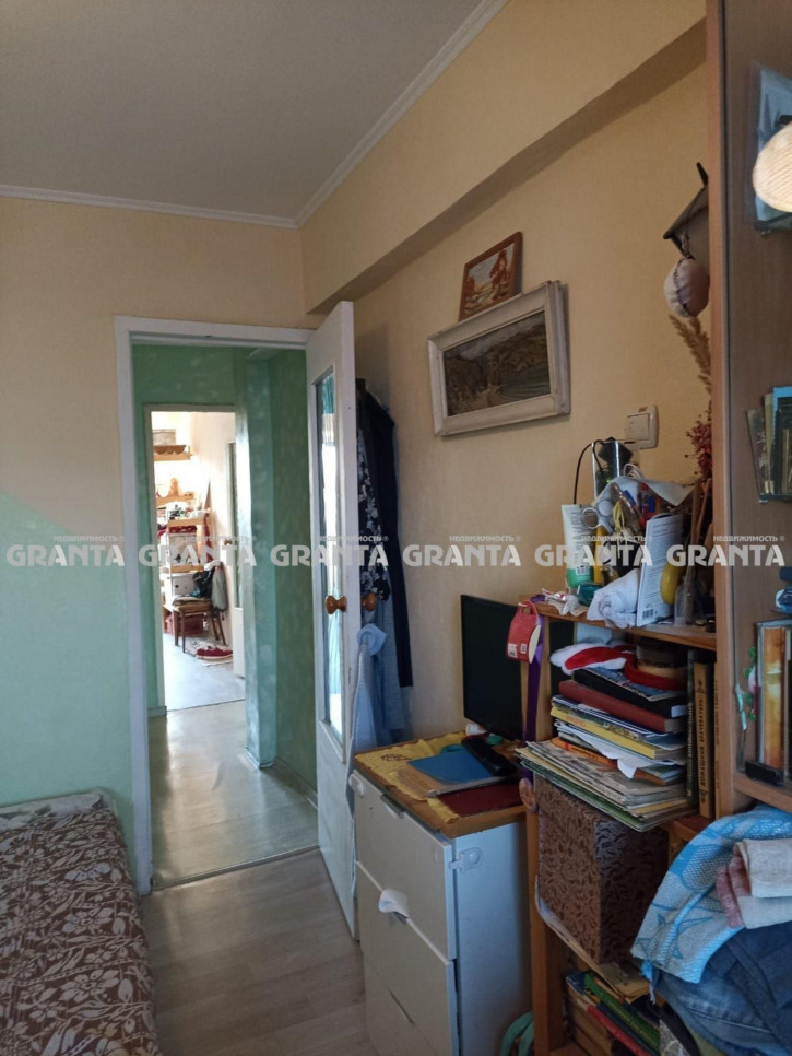 3-комн квартира пр-кт Металлургов, 1Д