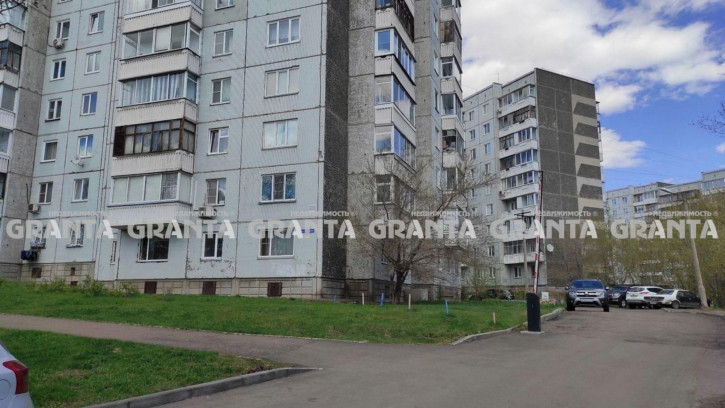 4-комн квартира ул Петра Словцова, 13