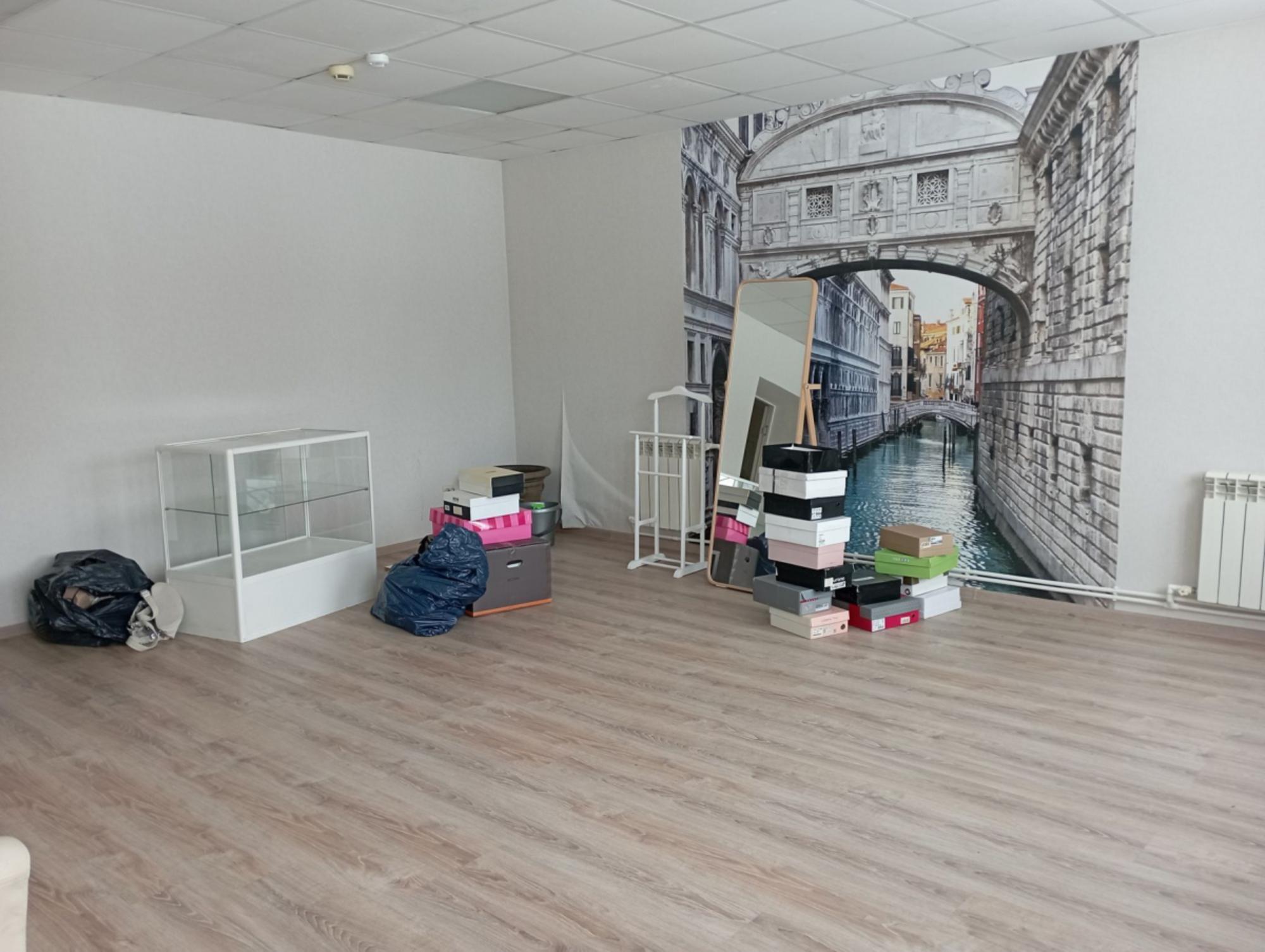 Сдать офис, помещение под офис за 42 480 рублей на ул Журналистов, 27