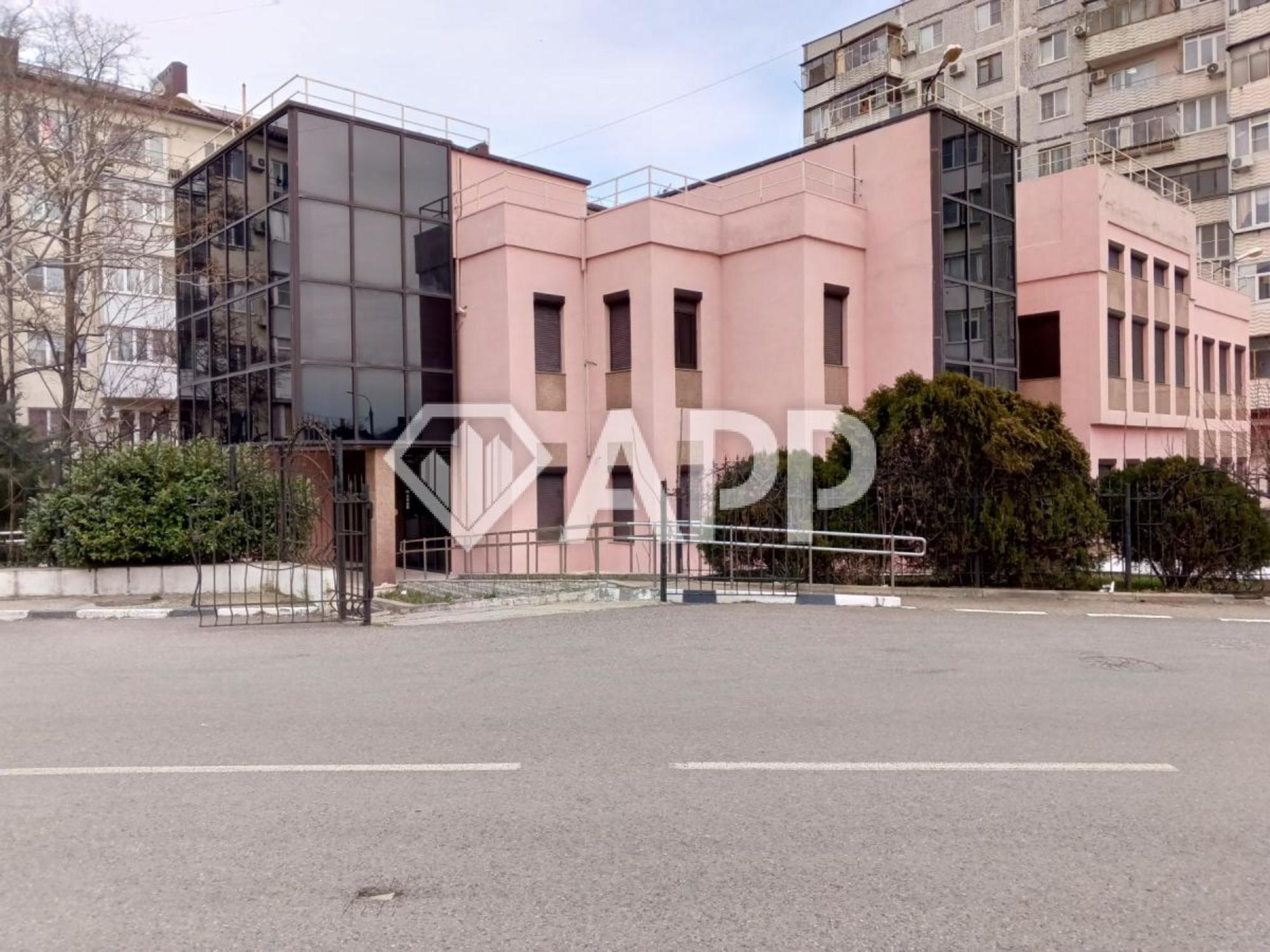 Сдать офис, помещение под офис за 1 084 200 рублей на ул Суворовская, 2Б