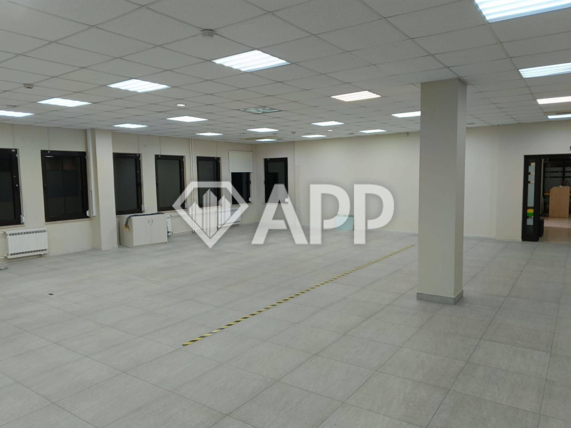 Сдать офис, помещение под офис за 2 000 000 рублей на ул Суворовская, 2Б