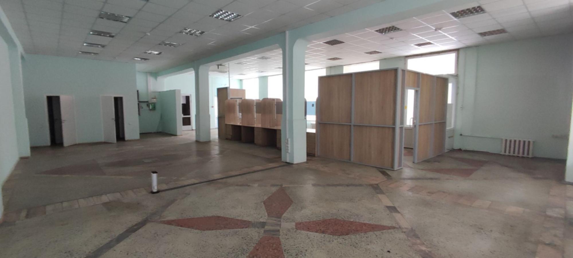 Сдать офис, помещение под офис за 180 000 рублей на ул Розважа, 15