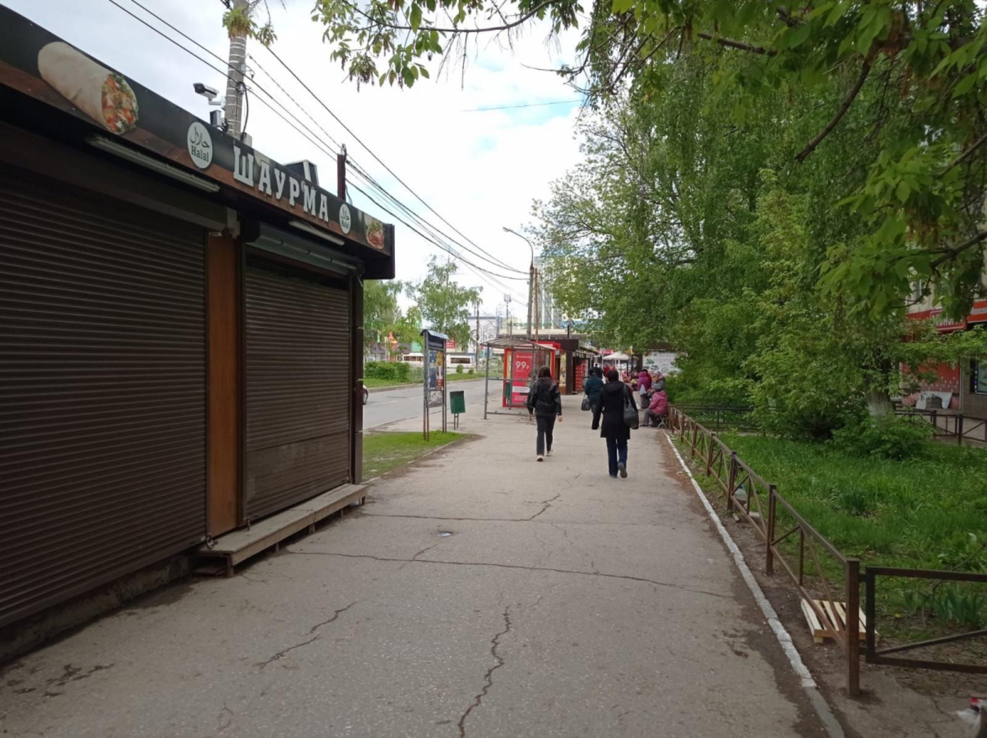 Купить торговое помещение за 500 000 рублей на ул Революционная, 165