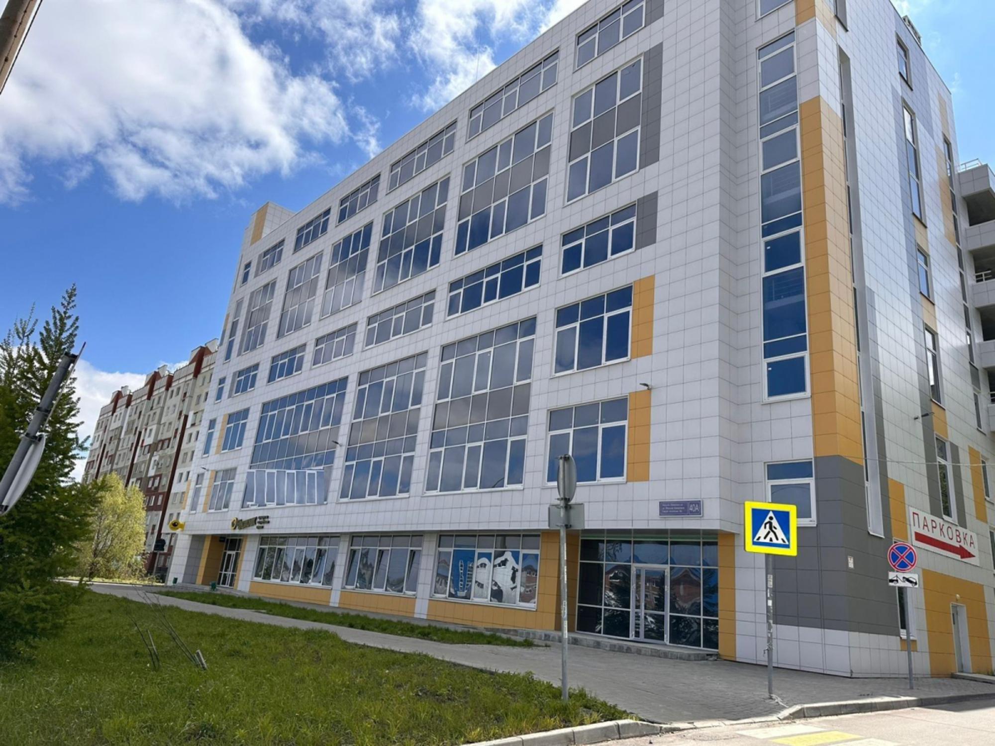 Купить помещение свободного назначения за 85 000 000 рублей на ул Фатыха Амирхана, 40а