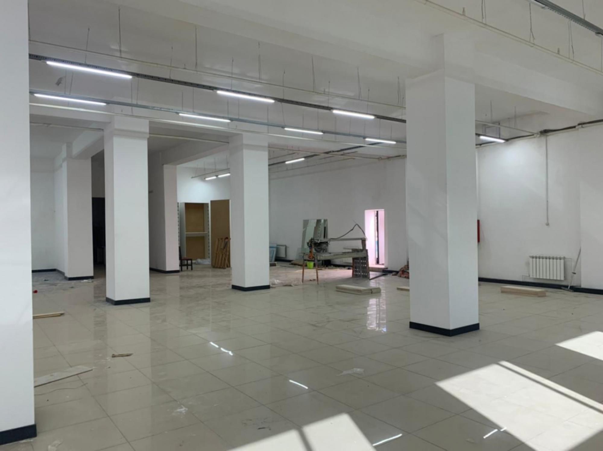 Купить офис, помещение под офис за 91 000 000 рублей на пр-кт им Вахитова, 42А/2