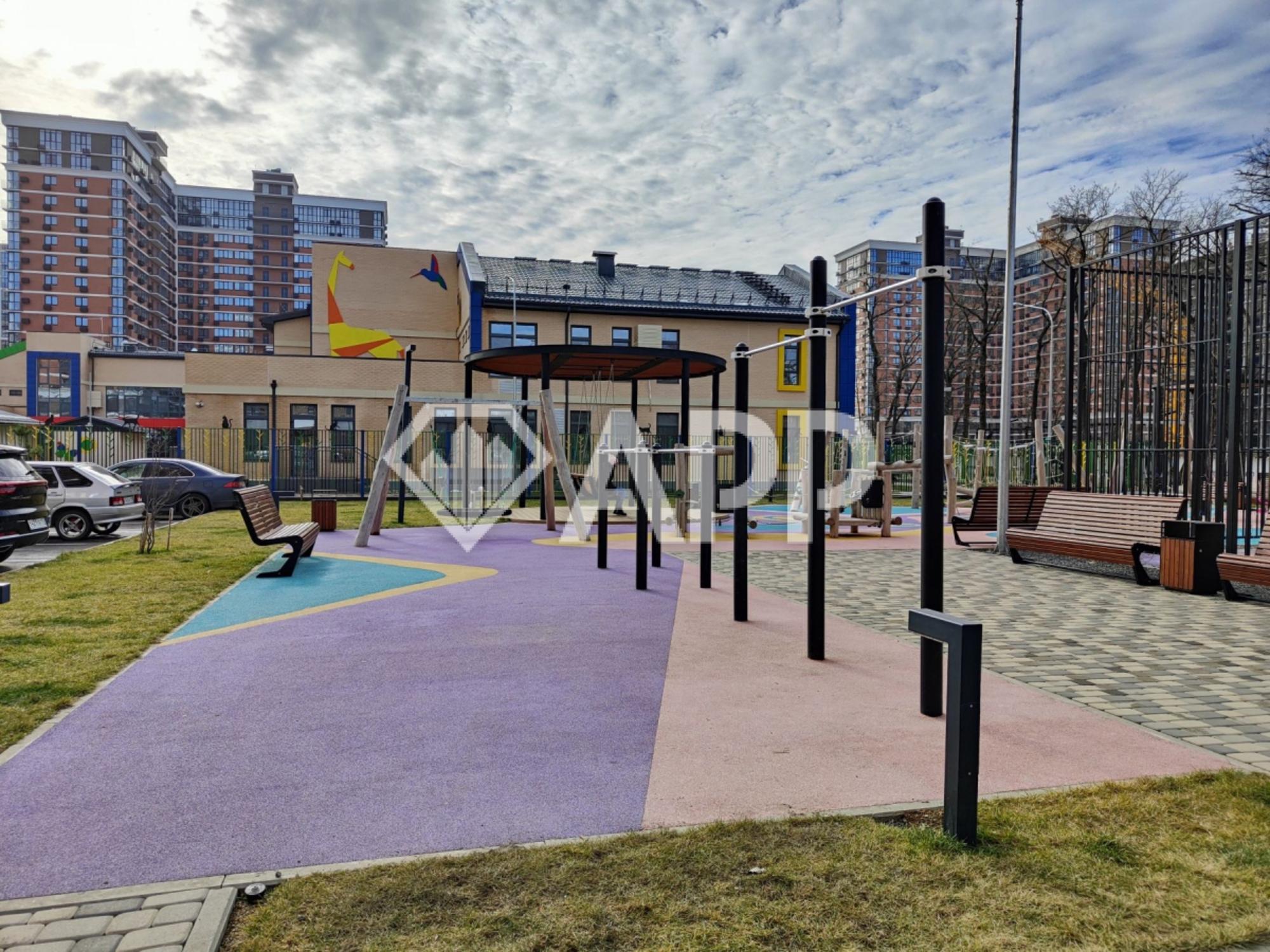 Купить торговое помещение за 13 950 000 рублей на ул им. Ивана Беличенко, 97