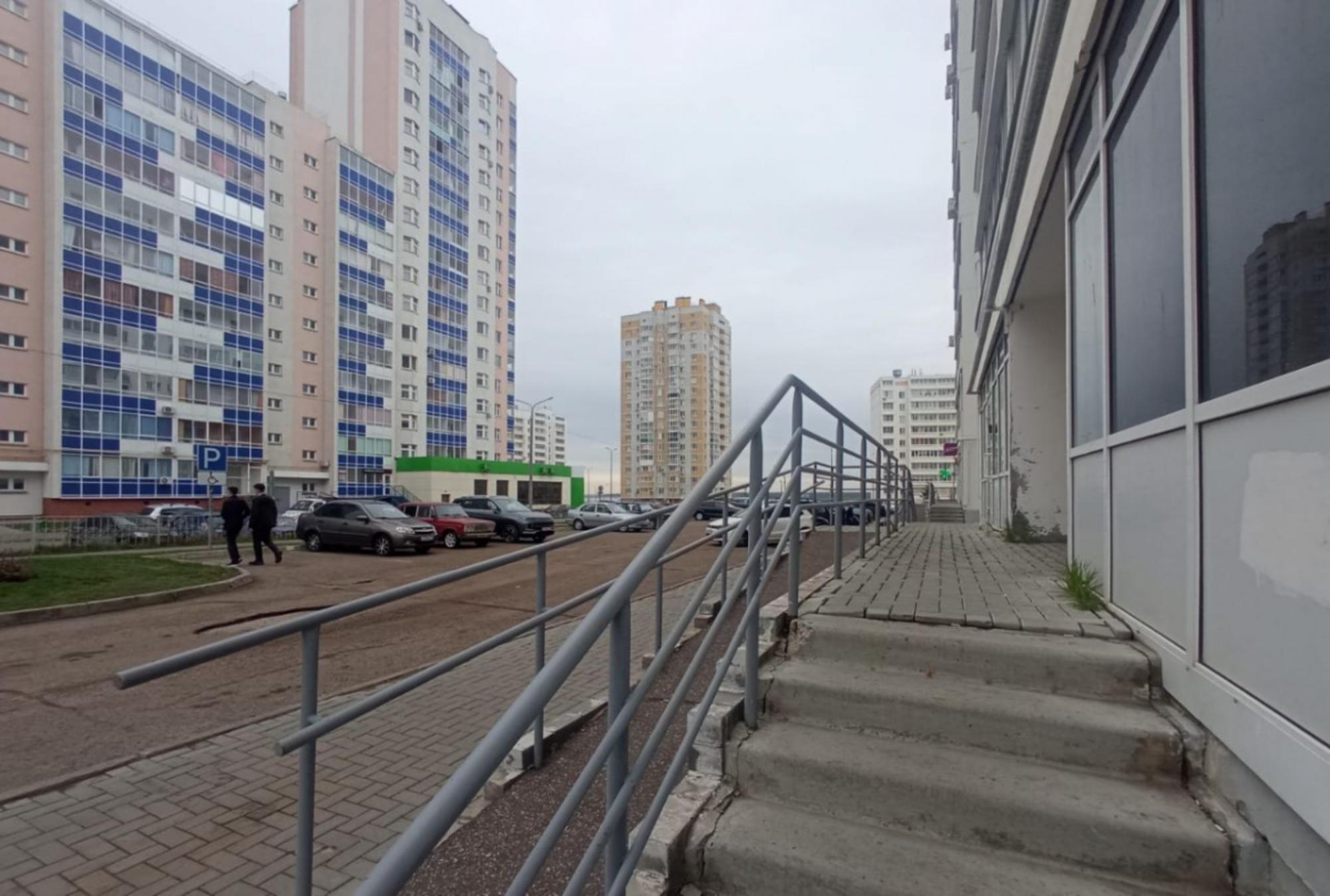 Купить торговое помещение за 14 980 000 рублей на ул Раскольникова, 29