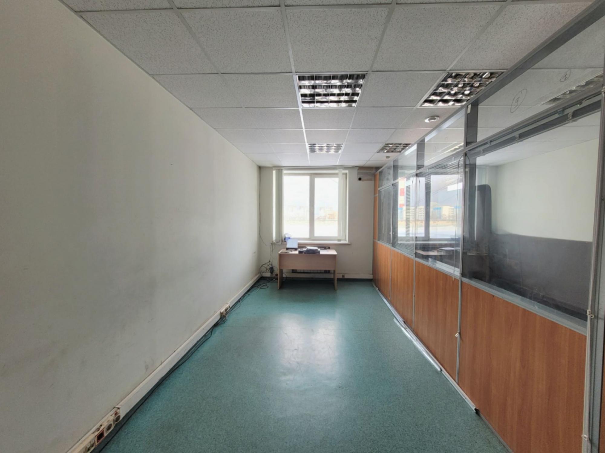 Купить офис, помещение под офис за 12 000 000 рублей на ул Антонова-Овсеенко, 53а