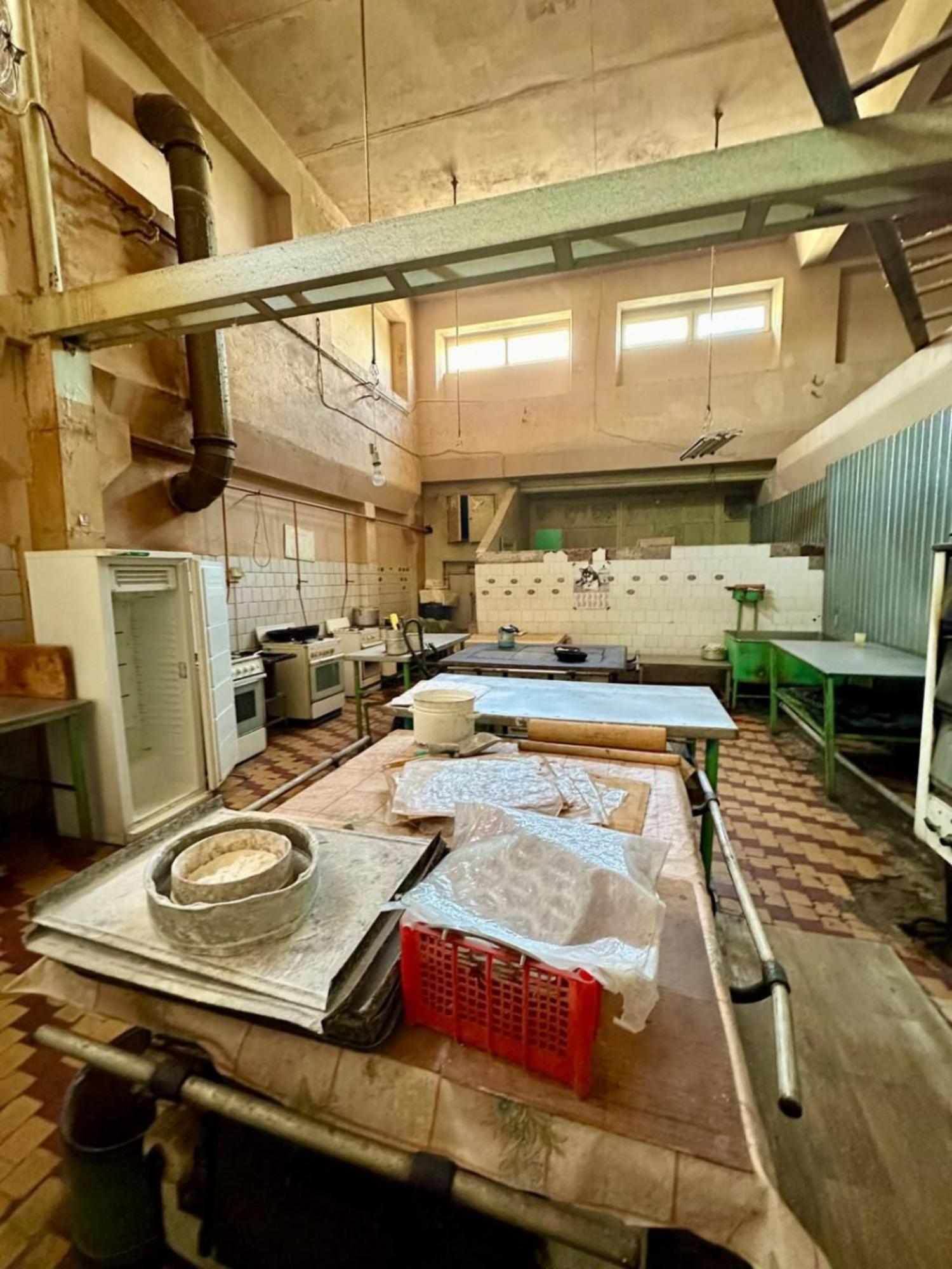 Купить офис, помещение под офис за 65 000 000 рублей на кв-л 10-й, 22