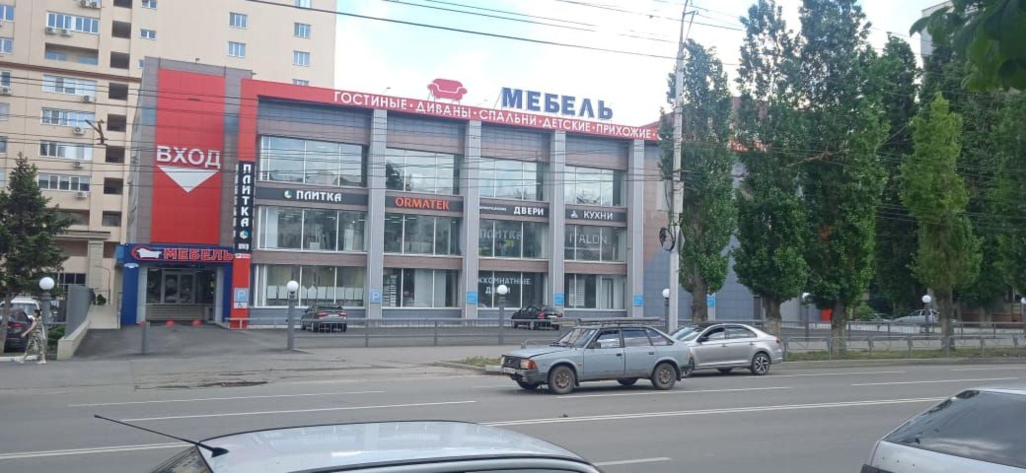 Купить офис, помещение под офис за 310 000 000 рублей на ул им Чернышевского Н.Г., 94