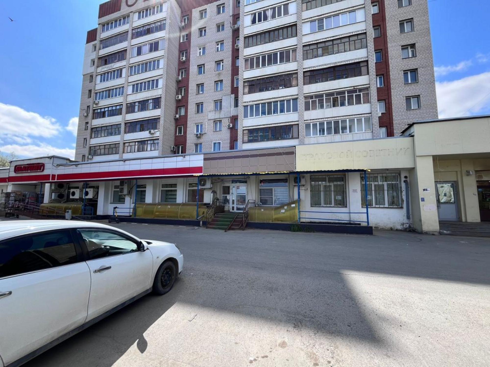 Купить складское помещение за 17 000 000 рублей на ул Космонавтов, 44