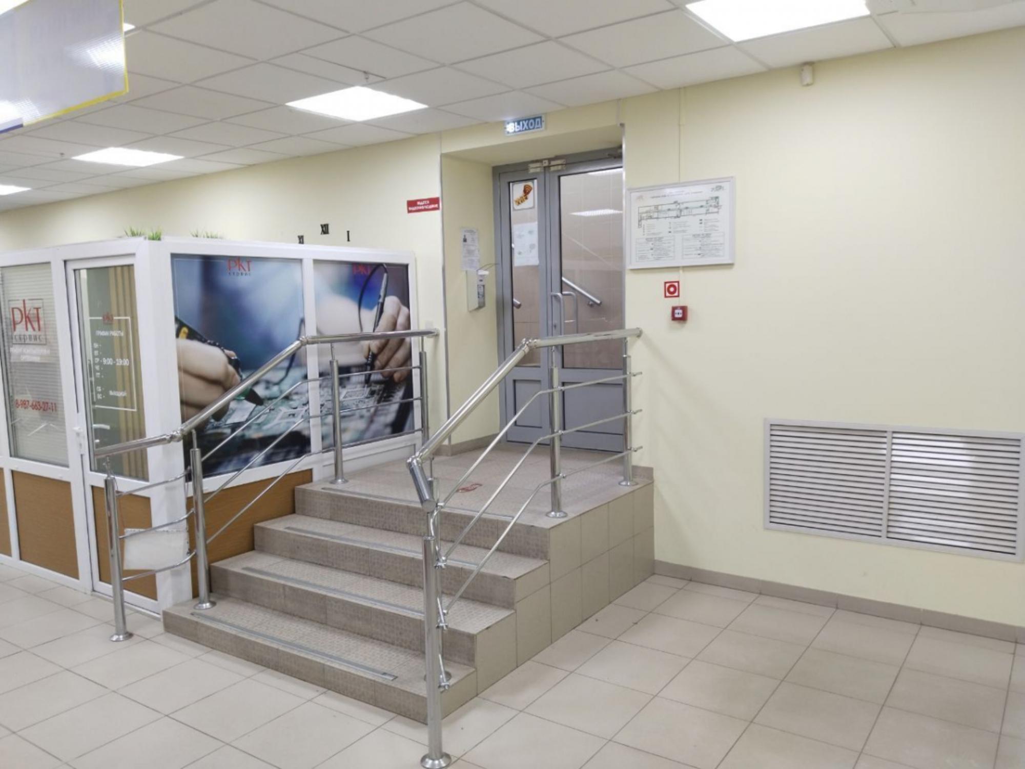 Сдать торговое помещение за 37 000 рублей на Московский проспект