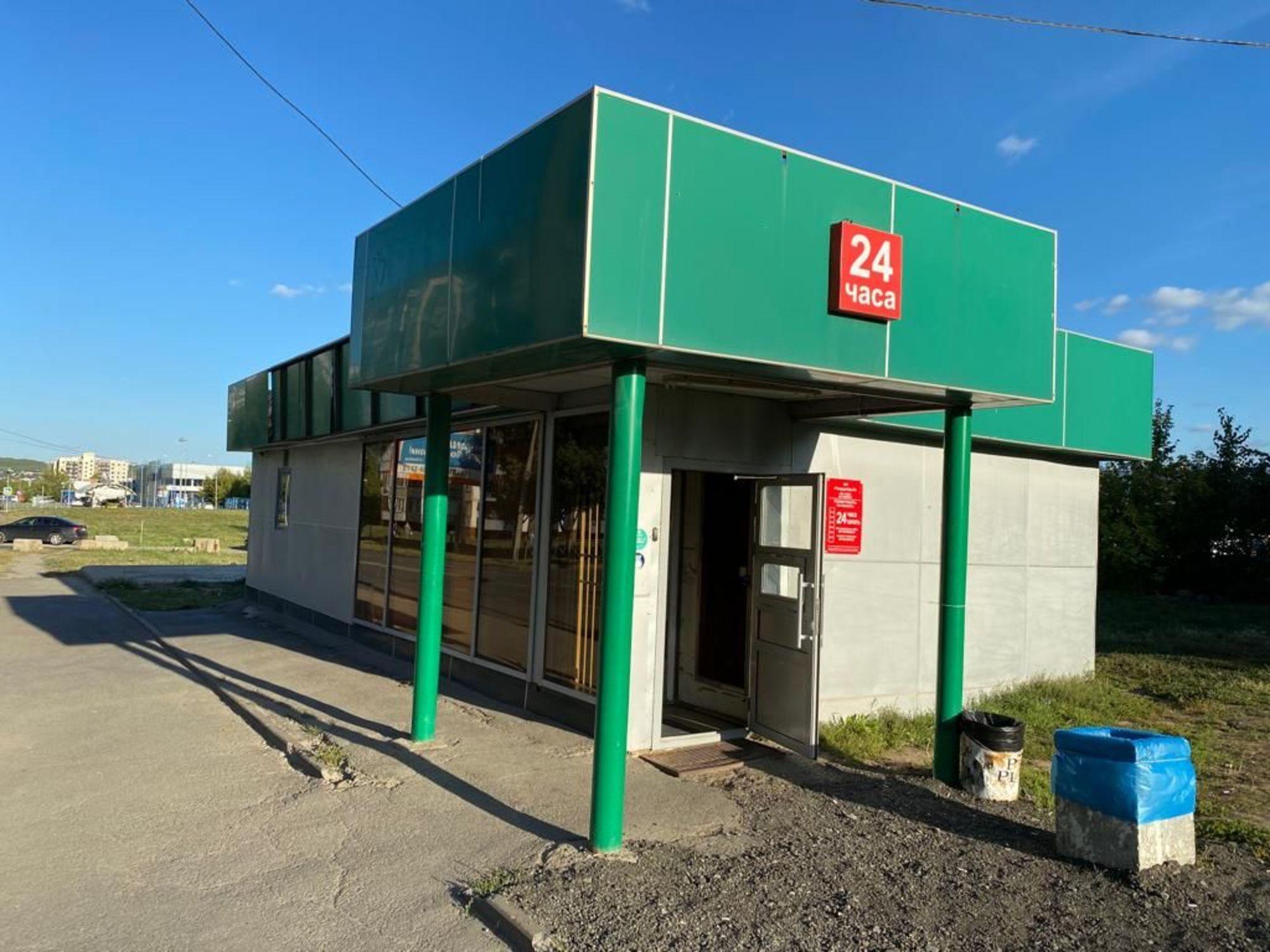 Купить офис, помещение под офис за 9 300 000 рублей на ул Закиева, 3