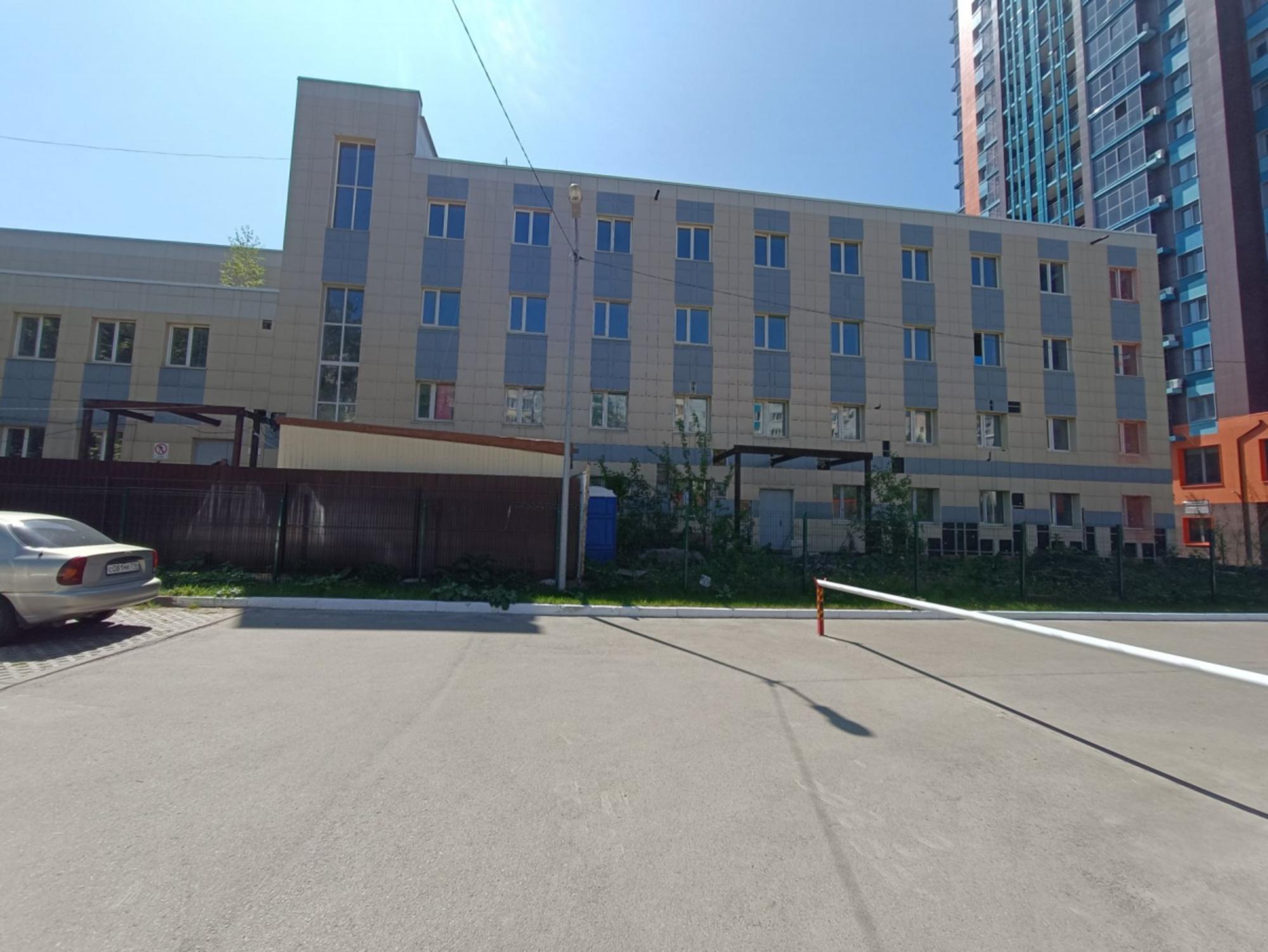 Купить офис, помещение под офис за 125 000 000 рублей на ул Сыртлановой, 2