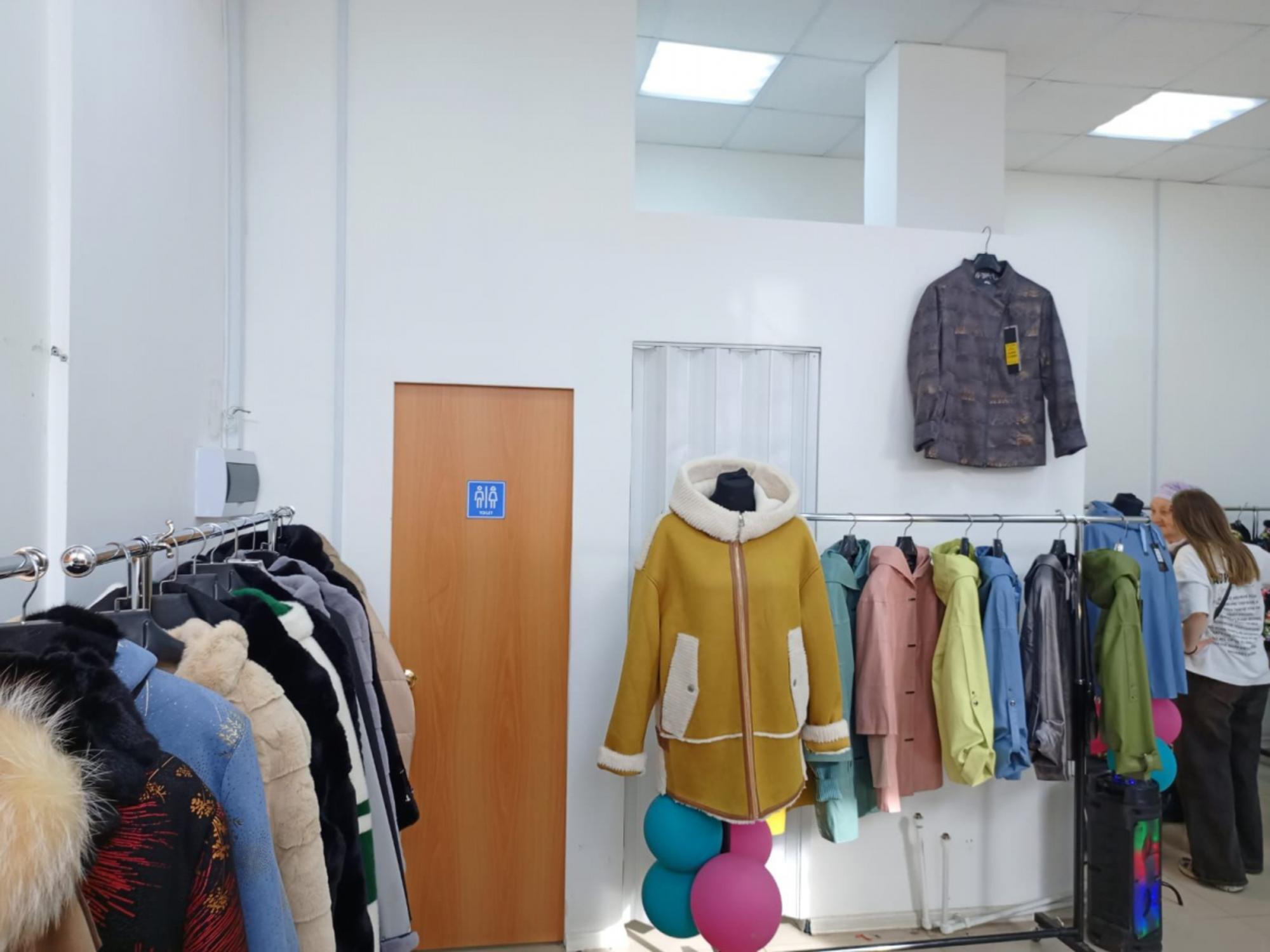 Сдать торговое помещение за 49 500 рублей на ул Декабристов, 158