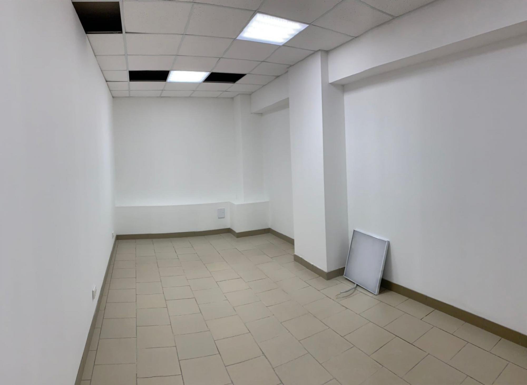 Сдать офис, помещение под офис за 14 640 рублей на ул Свободы, 25