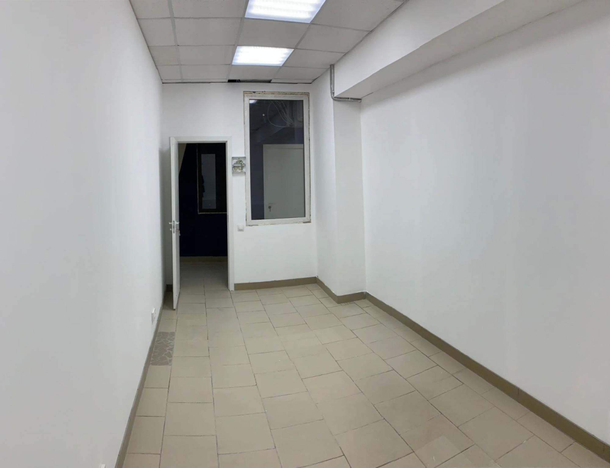 Сдать офис, помещение под офис за 11 760 рублей на ул Свободы, 25