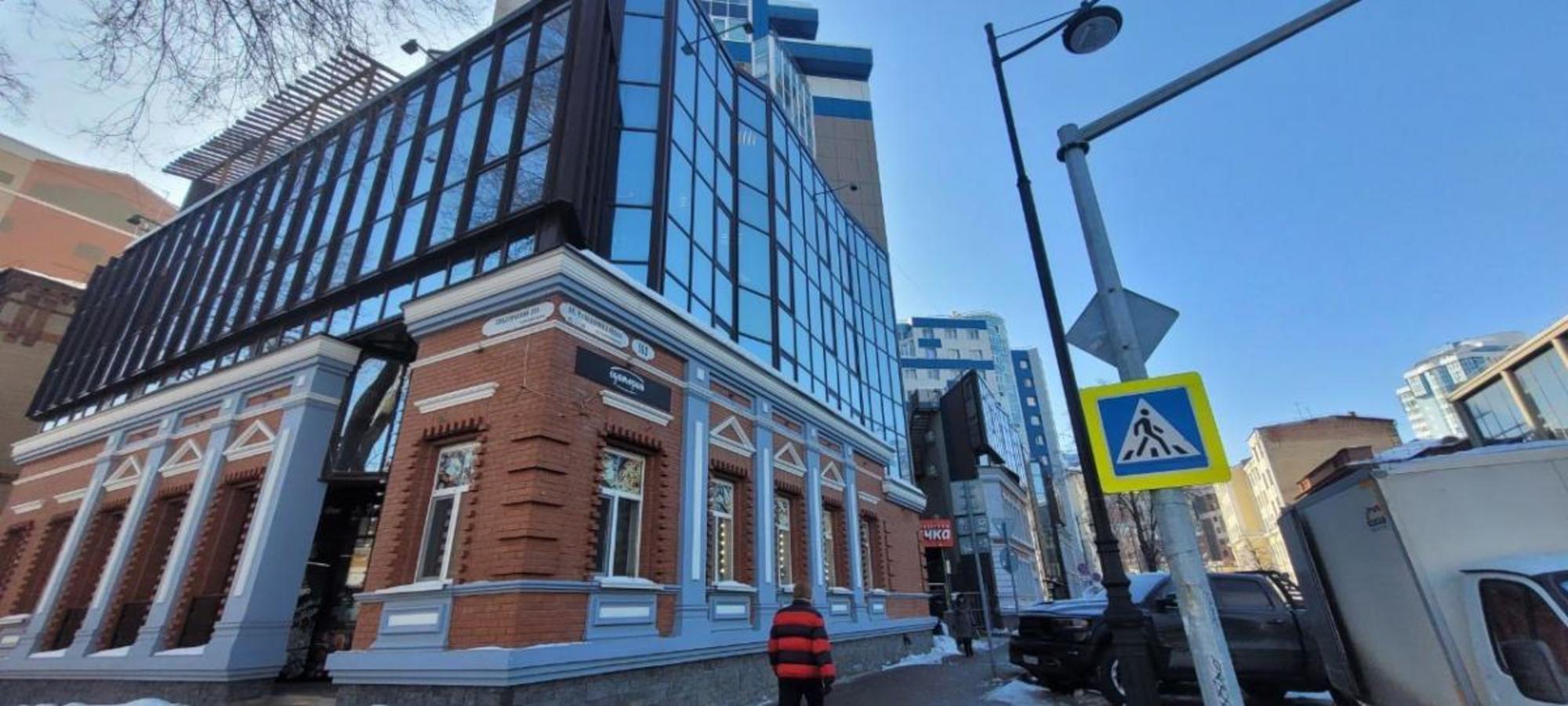 Купить торговое помещение за 75 000 000 рублей на ул Молодогвардейская, 143
