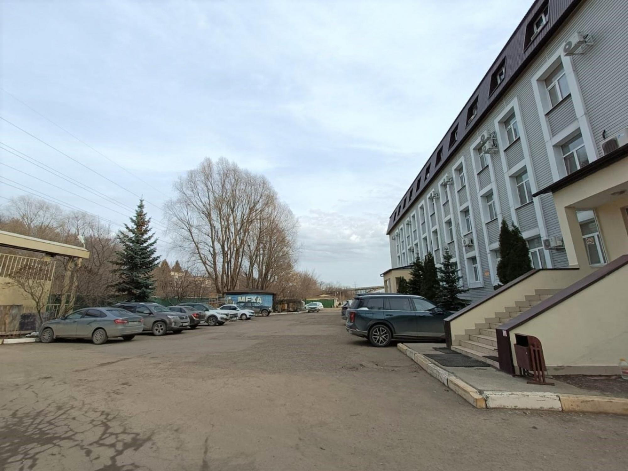 Купить помещение свободного назначения за 275 000 000 рублей на ул Энгельса, 1