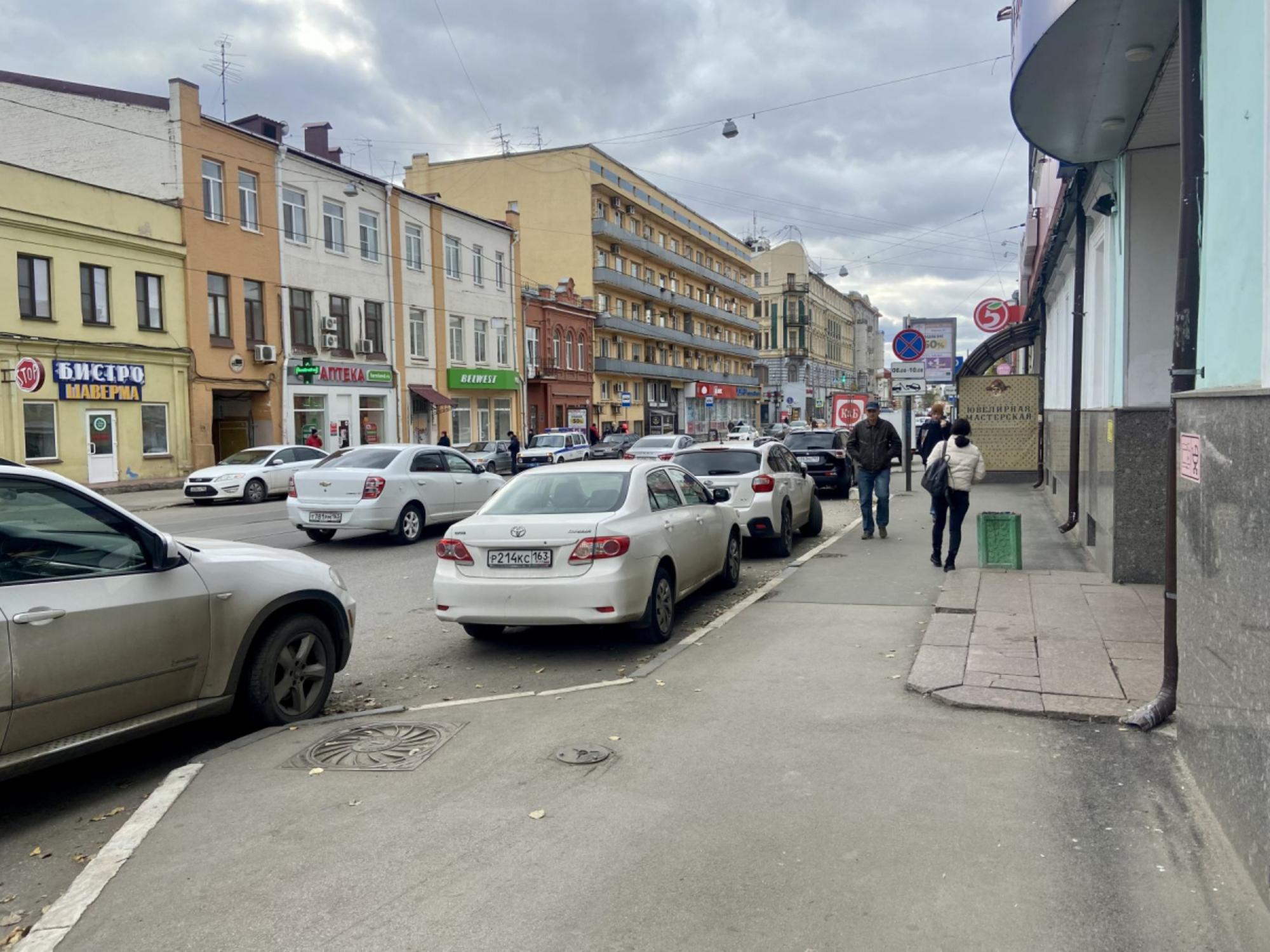 Сдать торговое помещение за 48 240 рублей на ул Фрунзе, 96