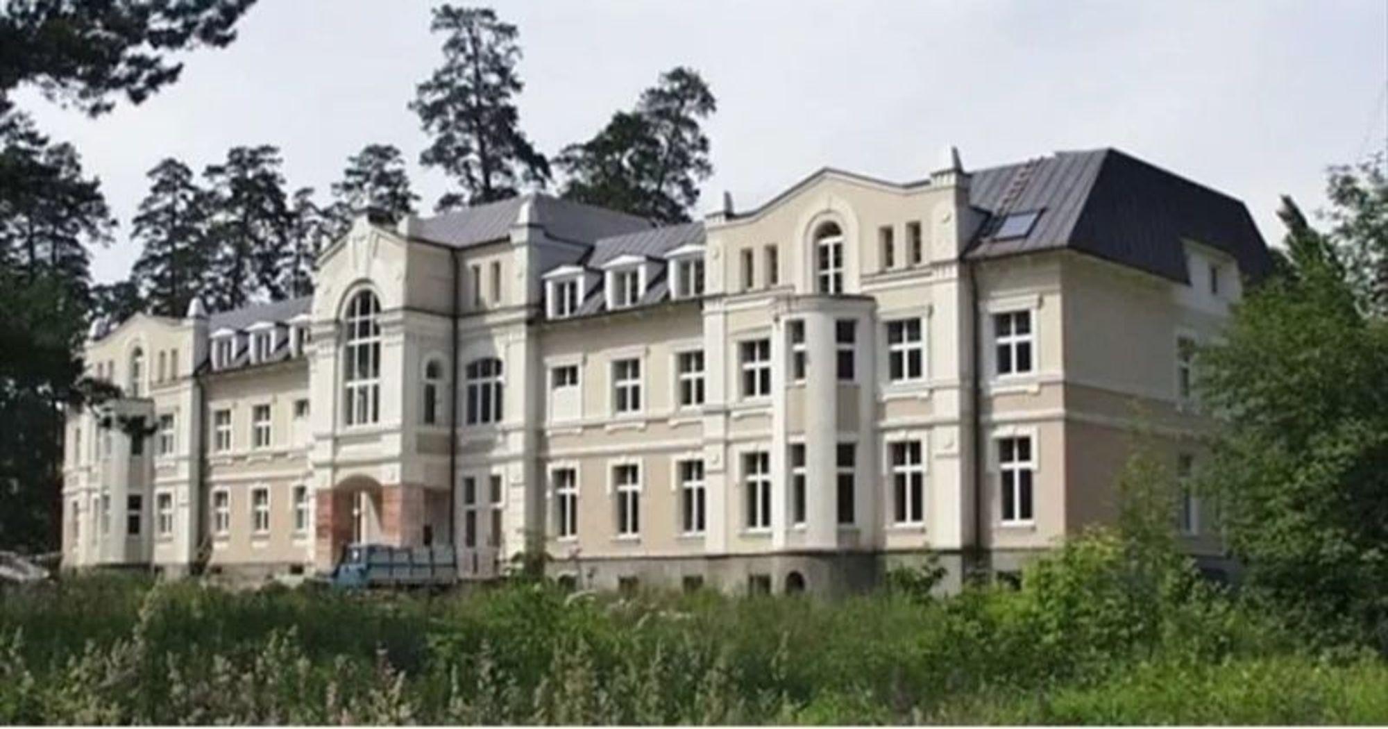 Купить офис, помещение под офис за 89 000 000 рублей на Лесопарковое шоссе, 2